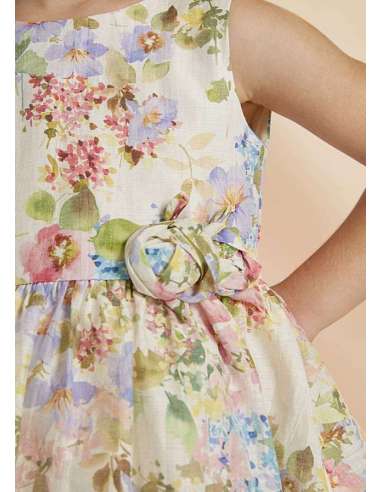 Vestido de lino con estampado de flores.