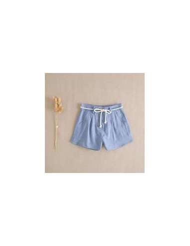 Short de niña azul lavado con cordón crudo