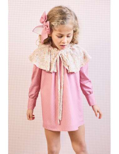 VESTIDO CON CAPELINA CAPERUCITA