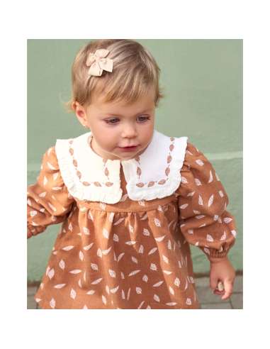 Vestido de bebé niña naranja con estampado de hojas