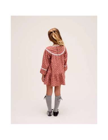 Vestido de niña color teja con estampado de hojas