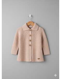 ABRIGO CUELLO VUELTO Y BOTONES