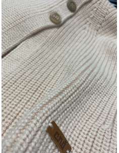 ABRIGO CUELLO VUELTO Y BOTONES 2