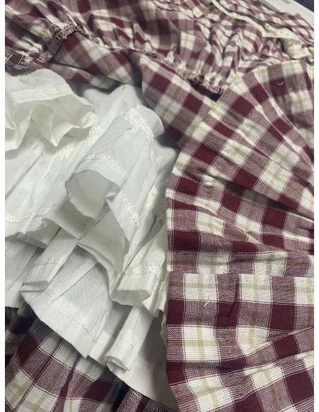 VESTIDO NIÑA VICHY BURDEOS